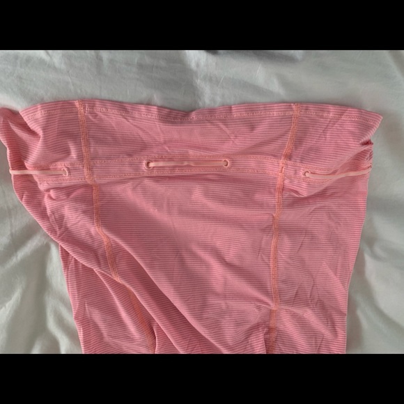 Lululemon tank top built in bra. Color pink. - Picture 3 of 7